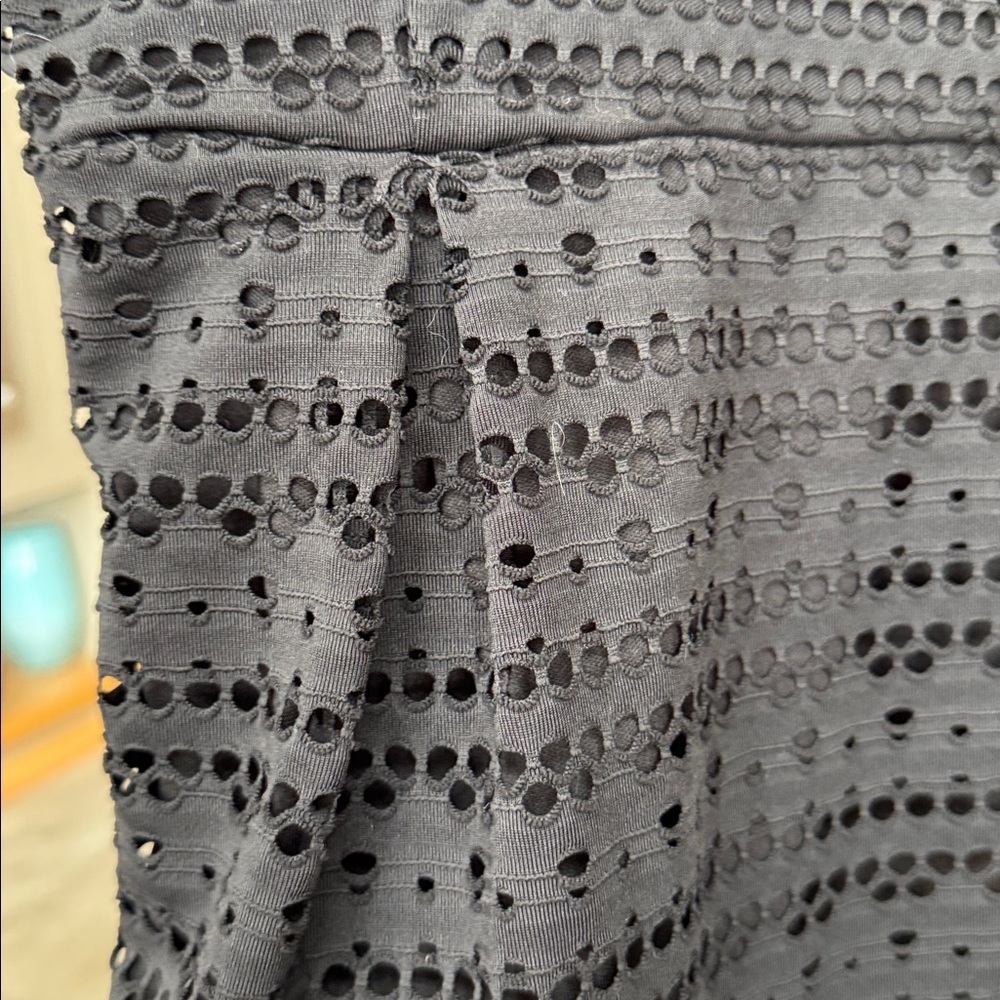 NWT Apt 9 black lacy design pleated waist top XL petite or regular L - Picture 7 of 10